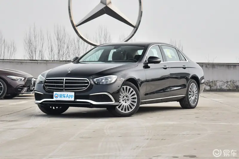 新款奔馳E級正式上市 售價43.68